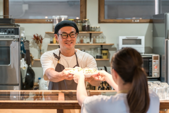 小さな居酒屋の特徴や開業資金