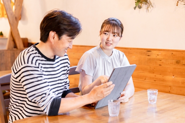 【写真付き】内装工事のポイント①｜レストランのターゲット層別