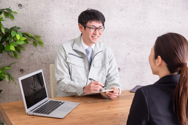 スナックの内装業者の選定方法や打ち合わせの進め方