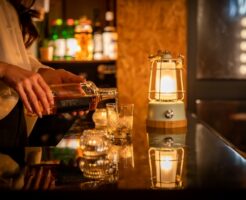 スナック内装で考えるべきポイント5選｜内装デザイン事例を紹介