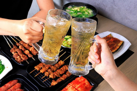 焼肉屋の内装工事は相場を把握し、設備への投資を優先しよう